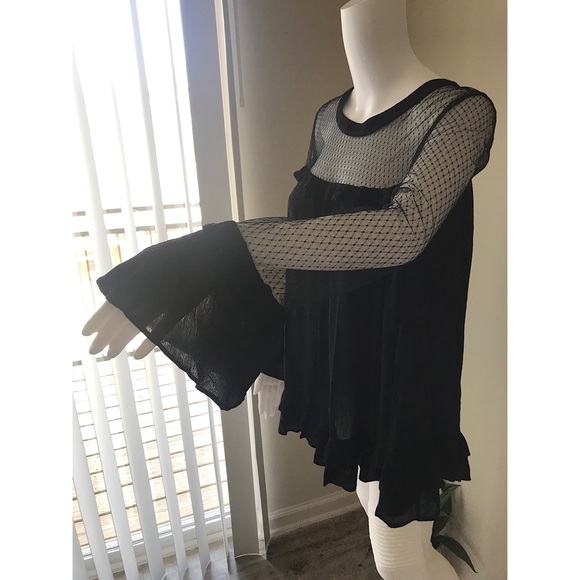 Lace & Ruffles Top - Picture 4 of 4